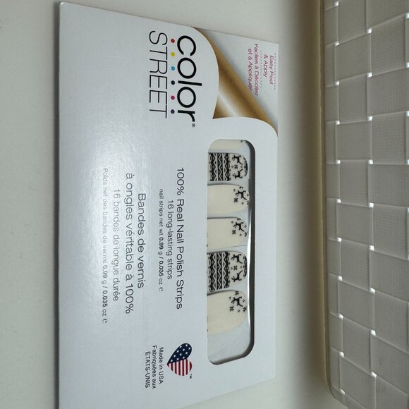 A Dashing Time, Color Street Nail Polish Strips - Picture 3 of 3